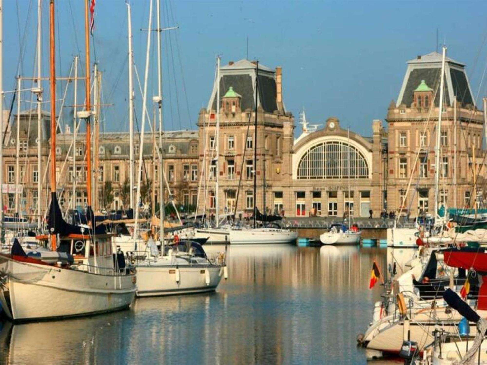 Appartement Centrally Located With Spacious Terrace Oostende